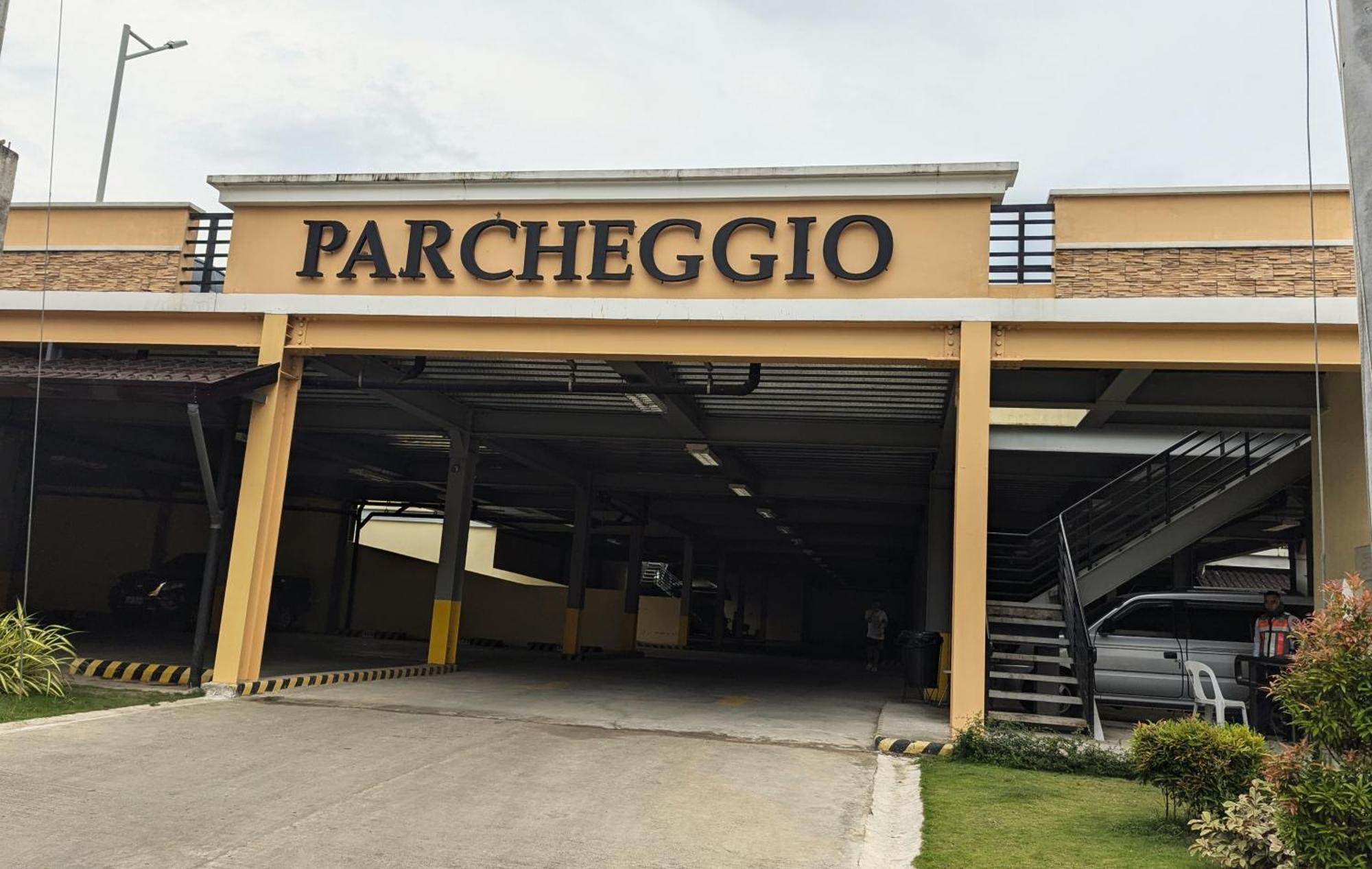Reicondotel Arezzo Davao City Eksteriør bilde